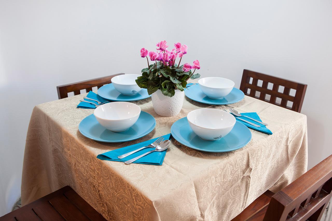 Bed In Girona Bed and Breakfast Εξωτερικό φωτογραφία